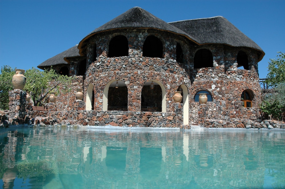 Aha Eagle Tented Lodge & Spa Etosha 54/56