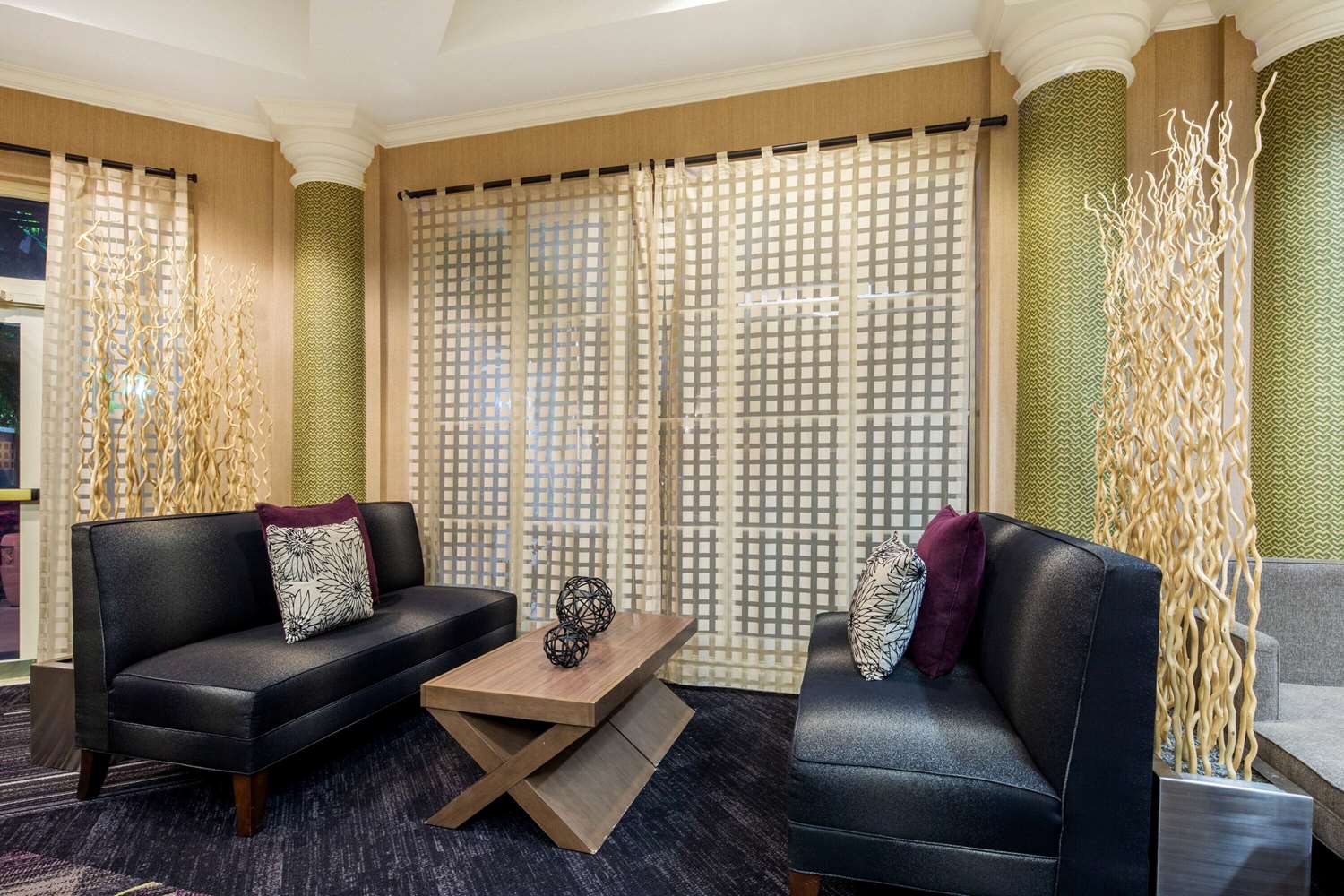 La Quinta Inn & Suites by Wyndham Ft. Lauderdale Plantation 8/24