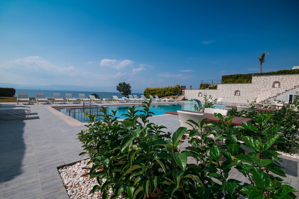 Life Point Boutique Hotel 14/20
