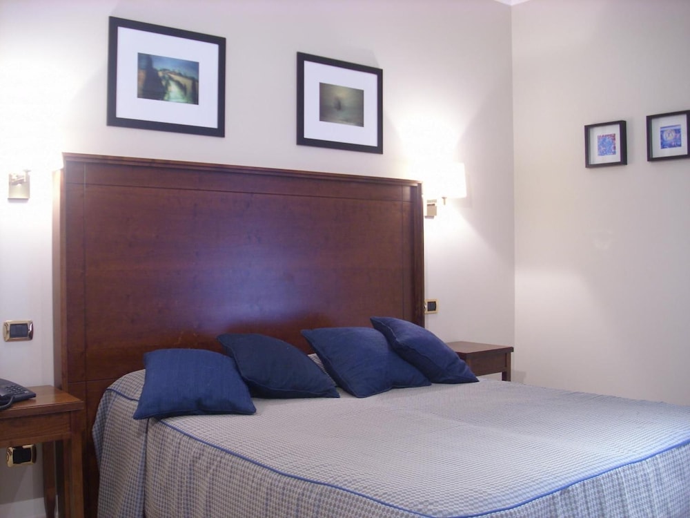 Hotel Taormina Roma 9/56