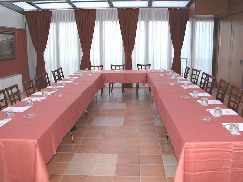 Hospedium Hotel Los Lanceros 54/64