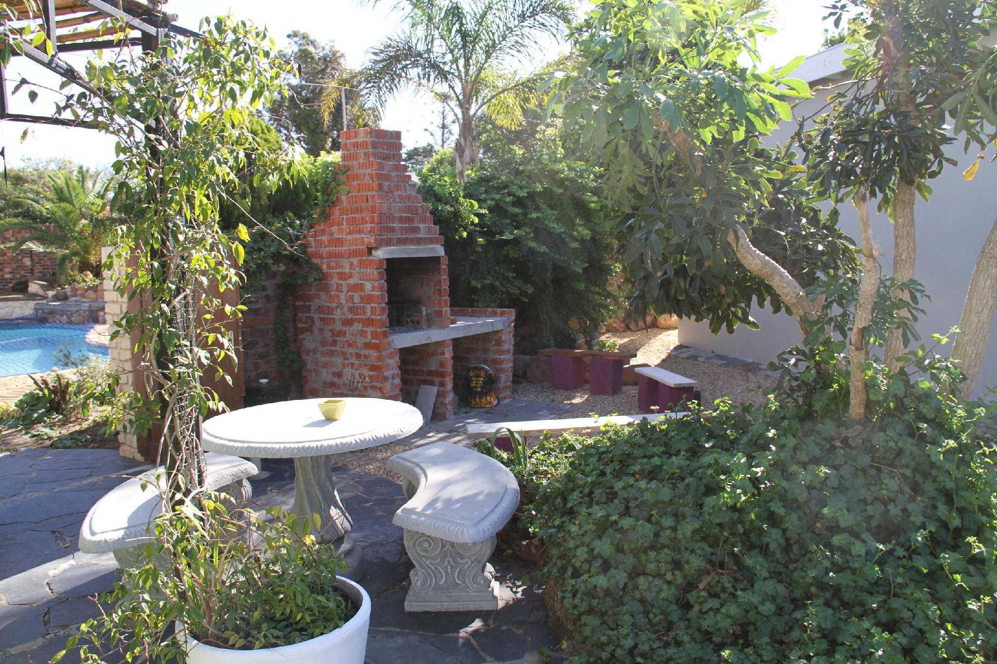 Port Elizabeth Guest House 42/45