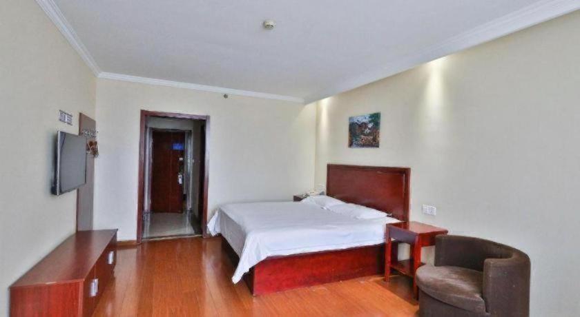 GreenTree Inn Beijing Daxing Xingye Street Liyuan Business Hotel 20/49