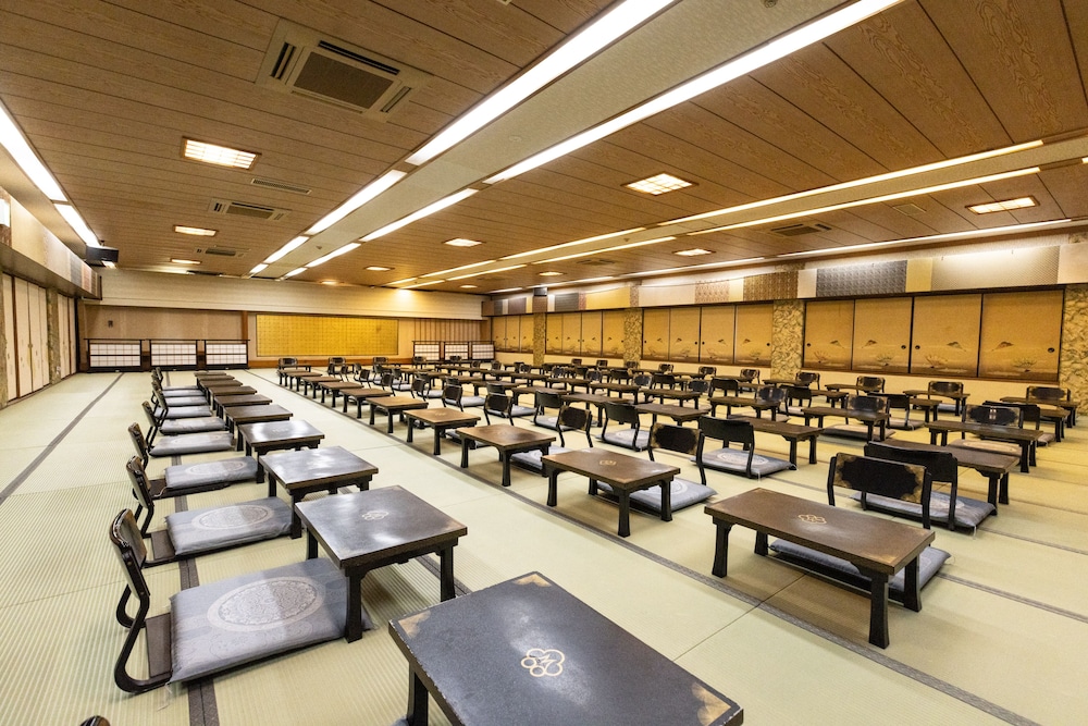 Shirahama Onsen Kishu Hanto 24/50