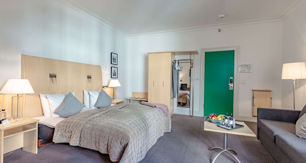 Best Western Hotel Hebron 8/68