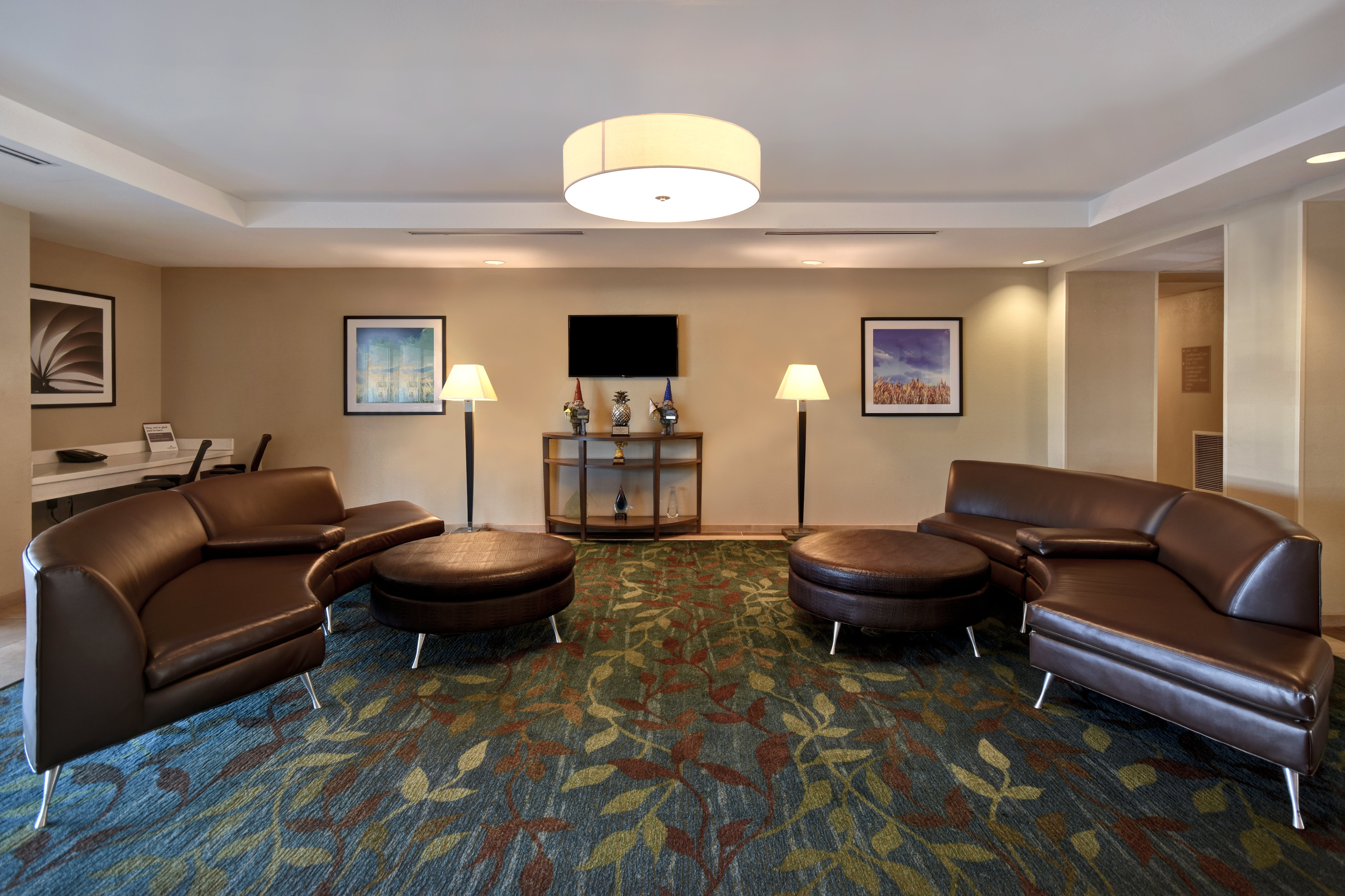 Candlewood Suites St. Clairsville 15/26