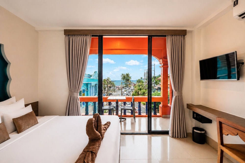 Khaleej Mazz Hotel Patong 22/73