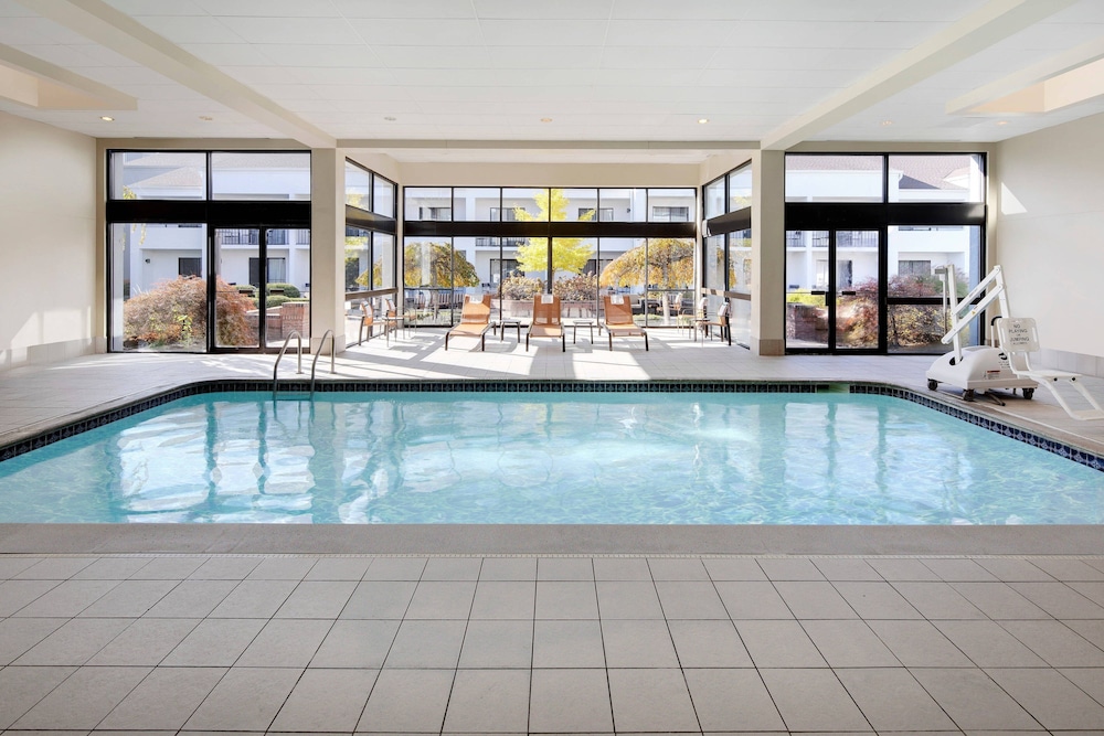 Courtyard by Marriott Southfield 26/54
