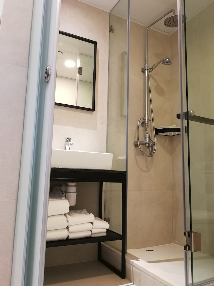WiFi Boutique Hotel 27/32