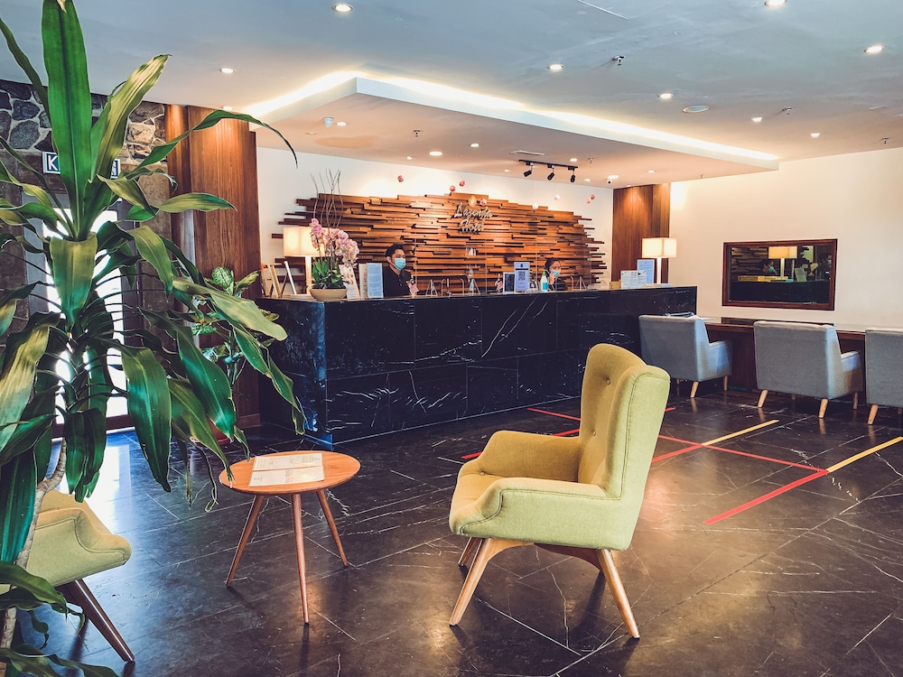 Lazenda Hotel 3/38