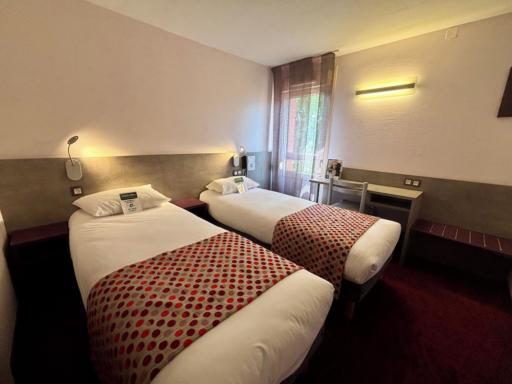 Brit Hotel Le Mans Nord Les Evens 10/36