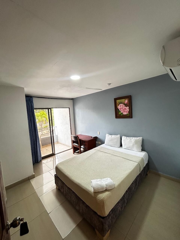 Hotel Suite Dorado 15/55