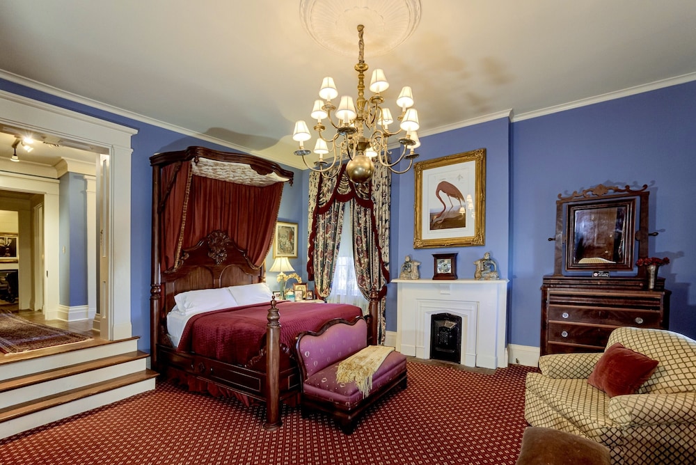 Anchuca Historic Mansion & Inn 30/49