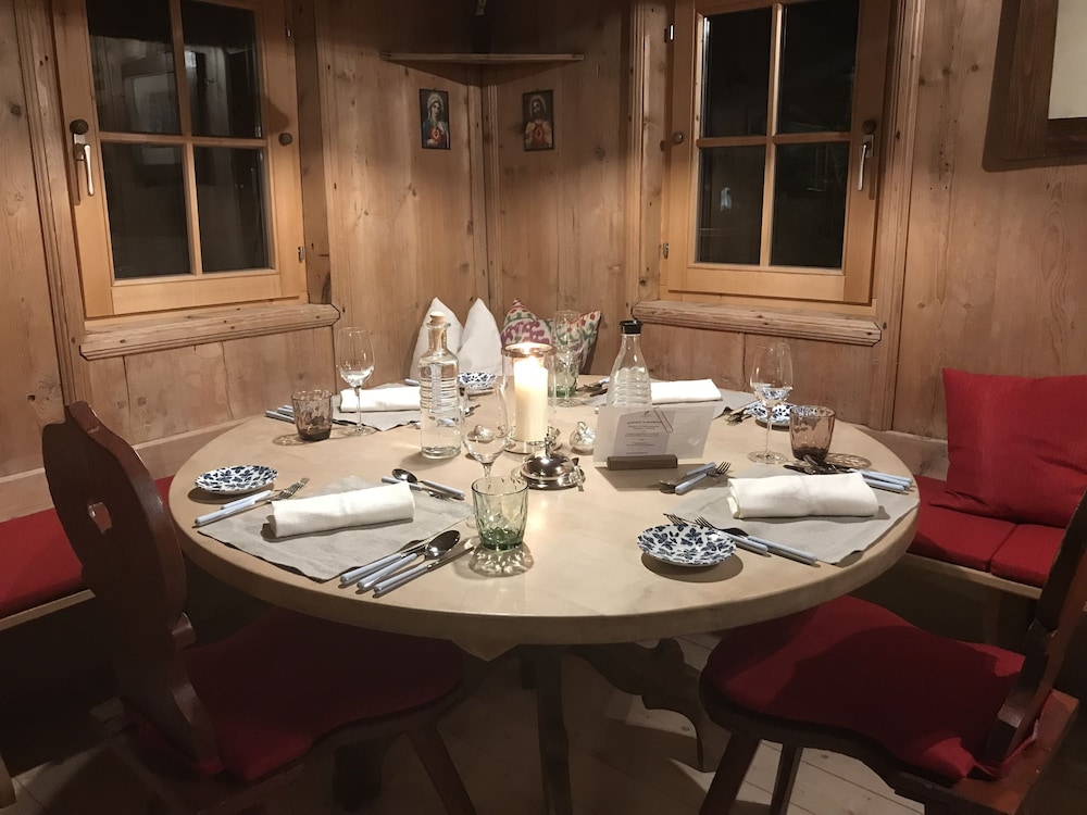 HOCHLEGER - DELUXE CHALETS 39/49