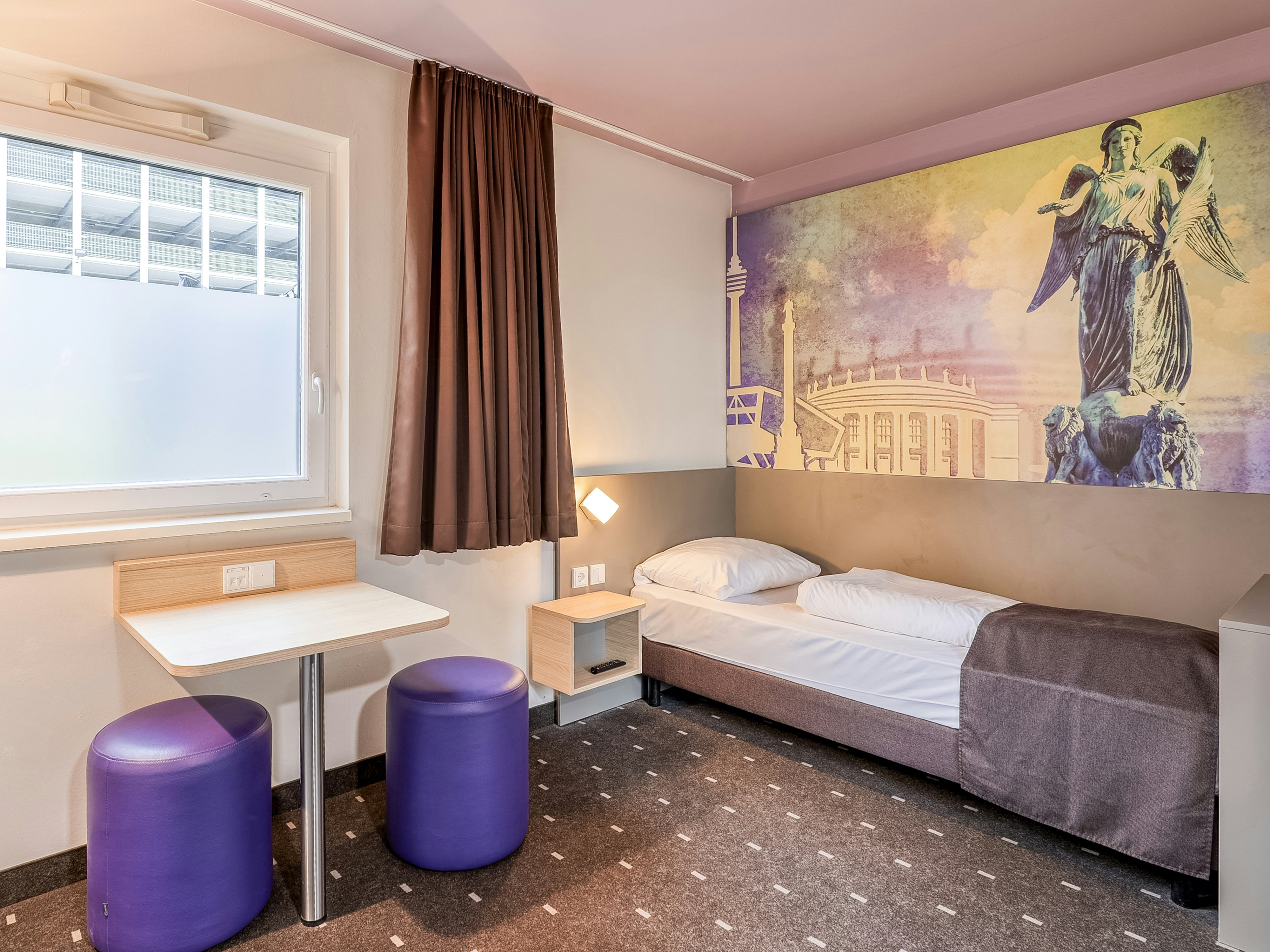 B&B Stuttgart Vaihingen 13/29