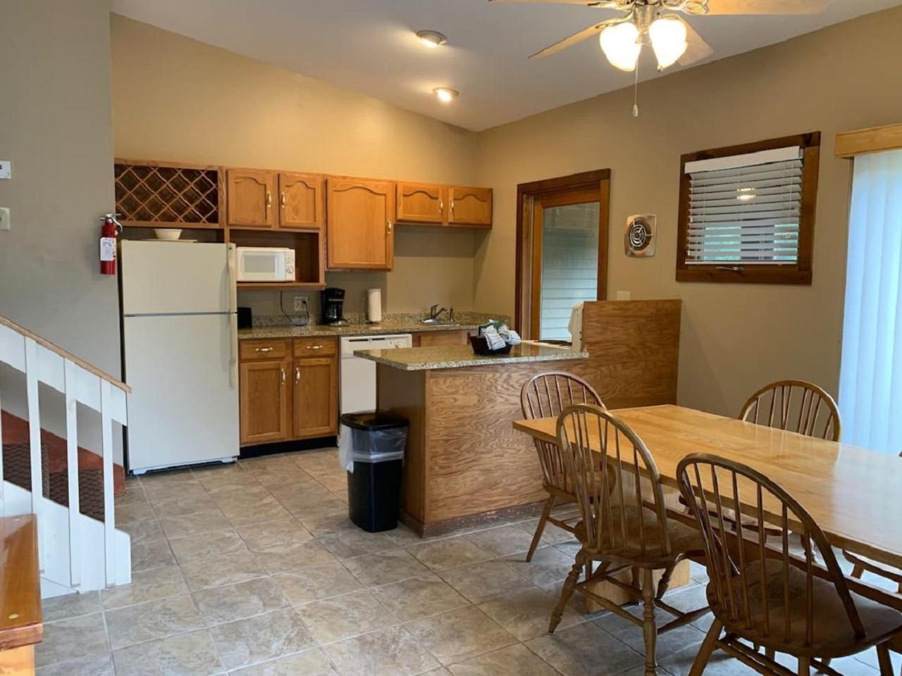 Pocono Villas Resort 3/50