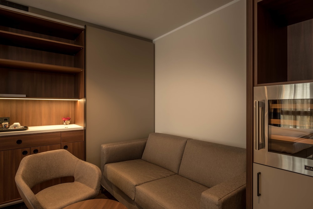 Innspire Hotel 38/55