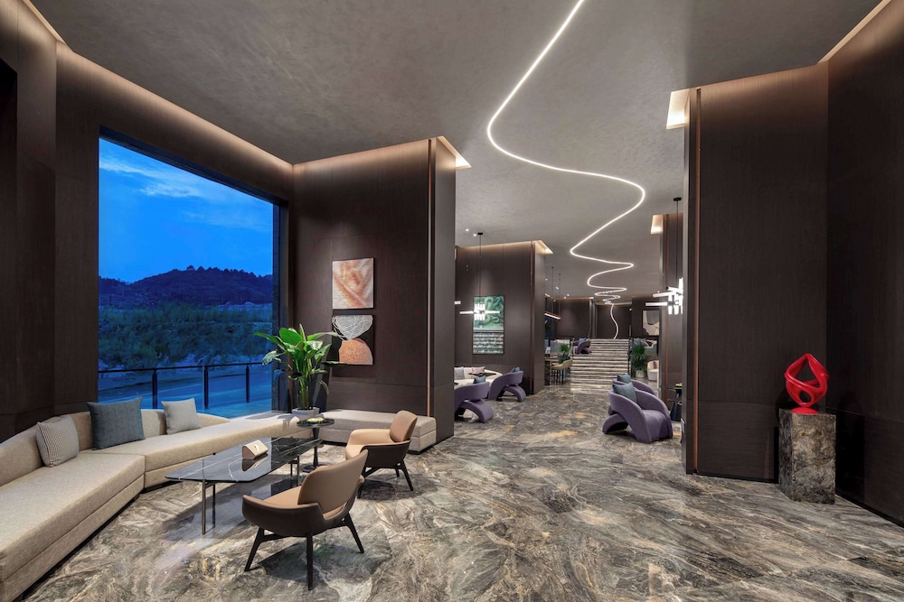 Days Hotel by Wyndham Renhuai Canglong 24/31