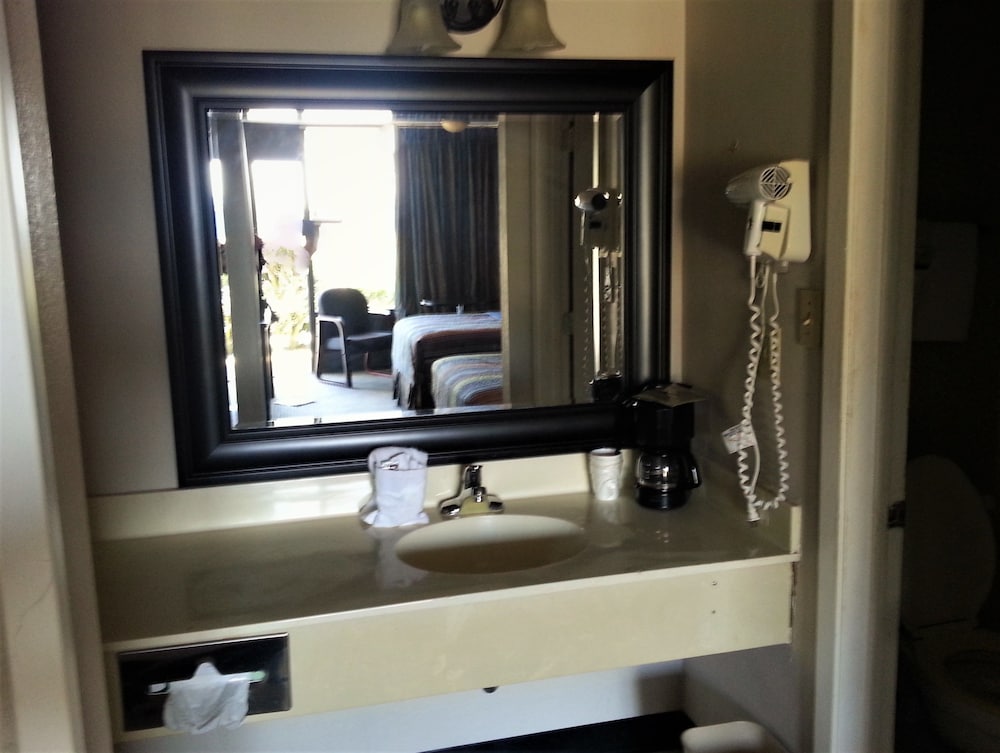 Ramada by Wyndham Diamondhead I-10/Gulfport 11/47