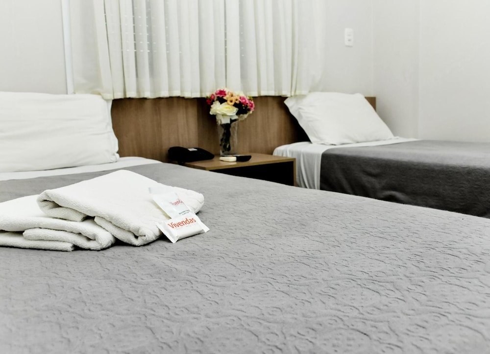 Hotel Vivendas 24/78
