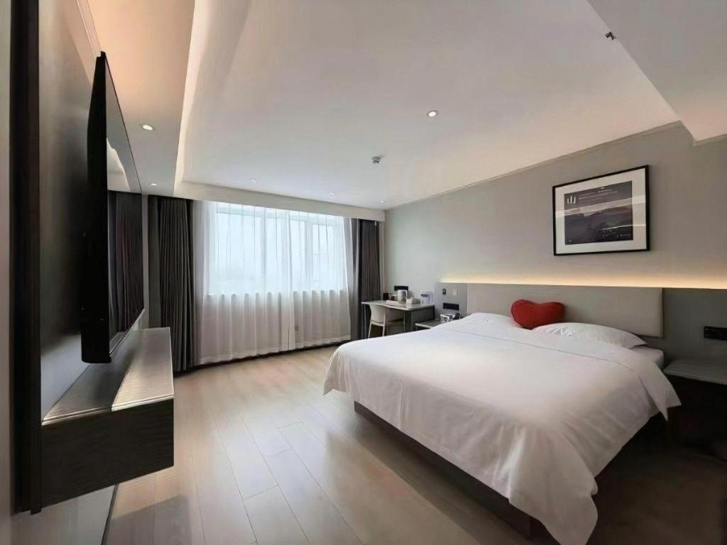 Thank Inn Plus Hotel (He'nan Zhoukou Chuanhui District Red Star Macalline) 17/49