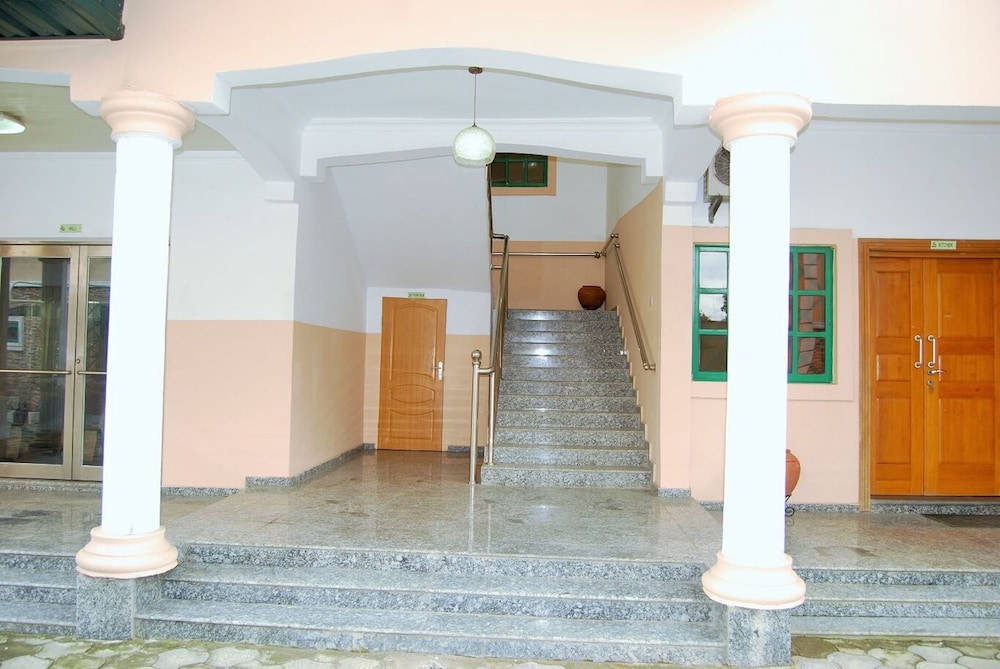 Daneto Hotel 4/22