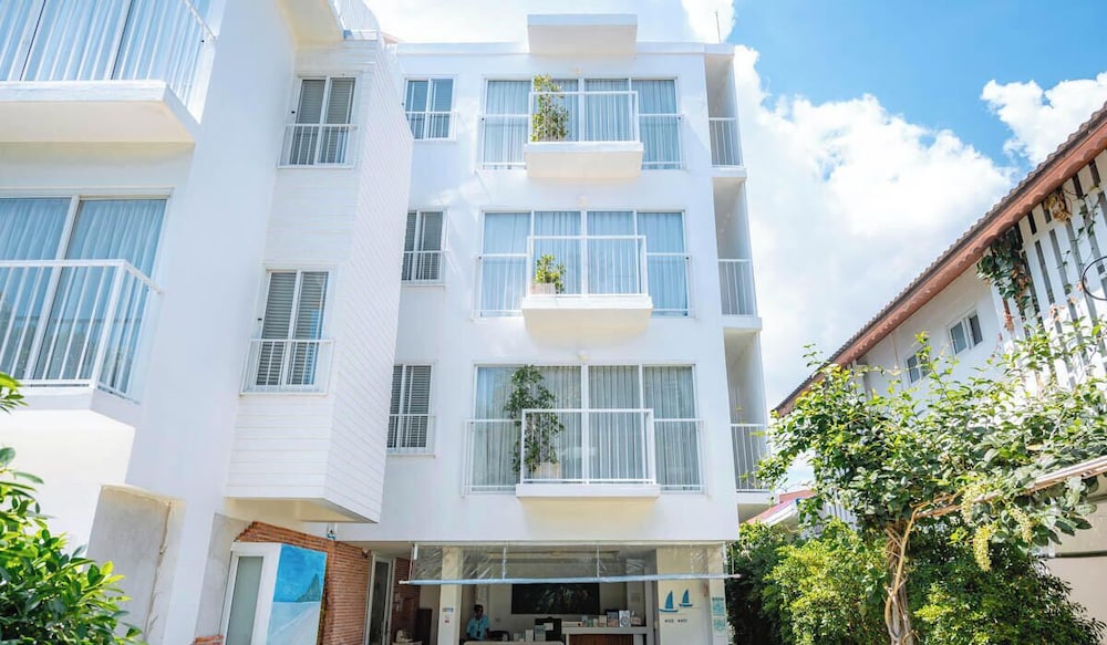 SleepEasy Beach Hostel Huahin 2/50