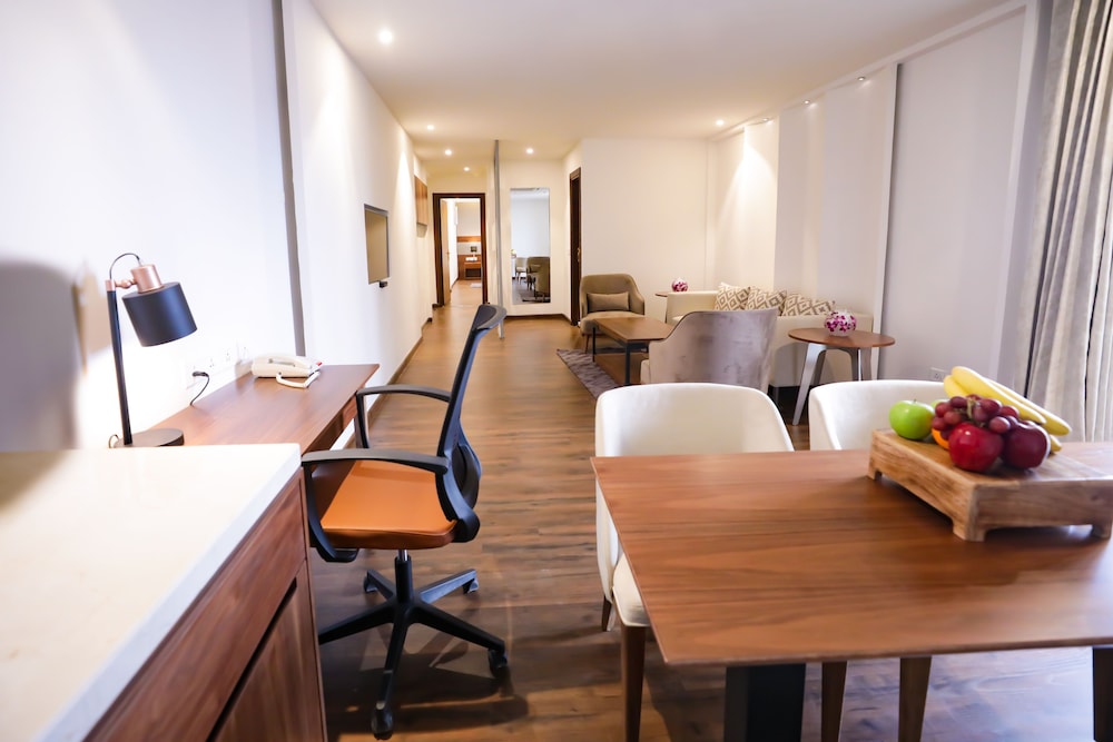 Regenta Suites Element One 38/50