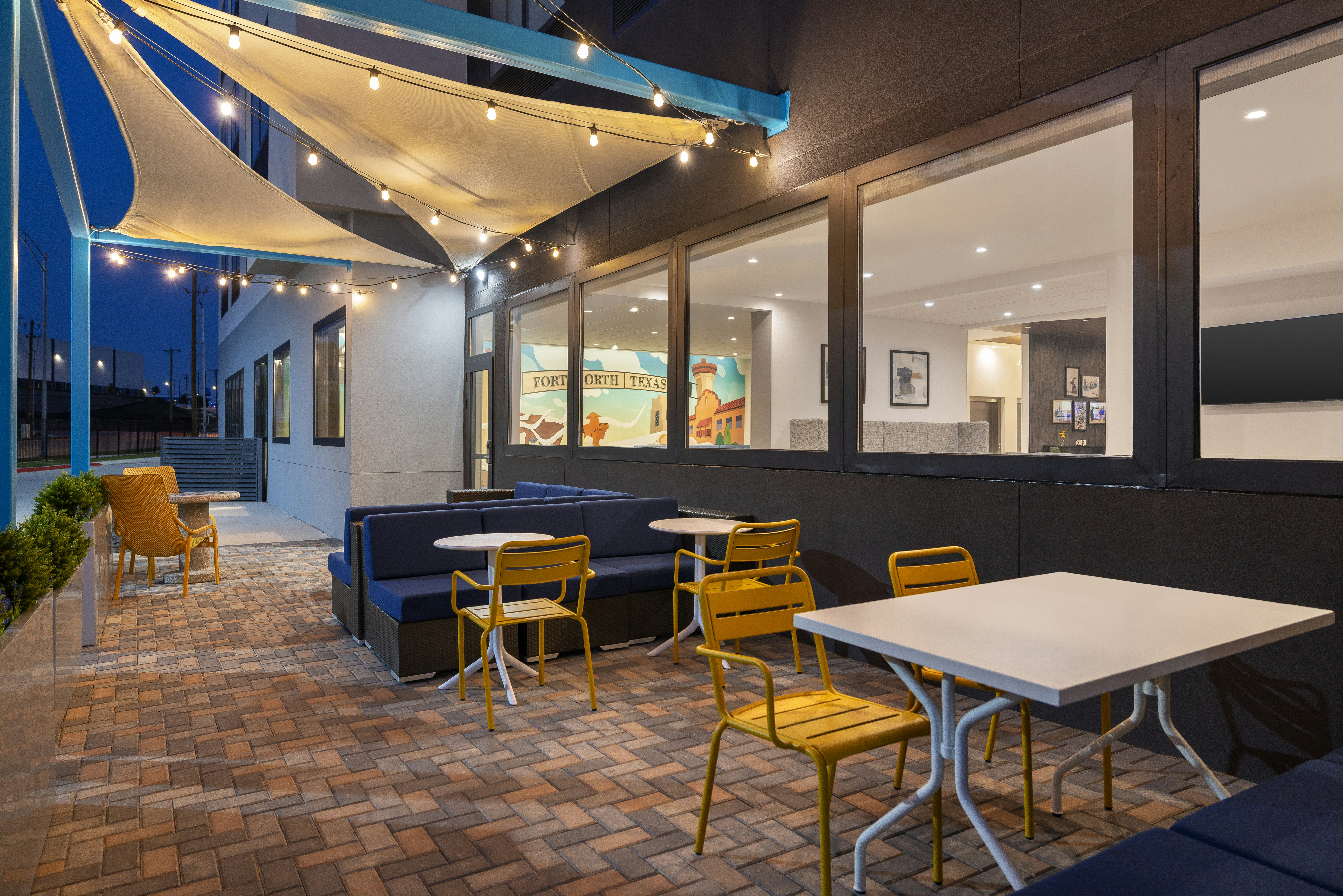 Home2 Suites by Hilton Fort Worth Lake Worth 32/59