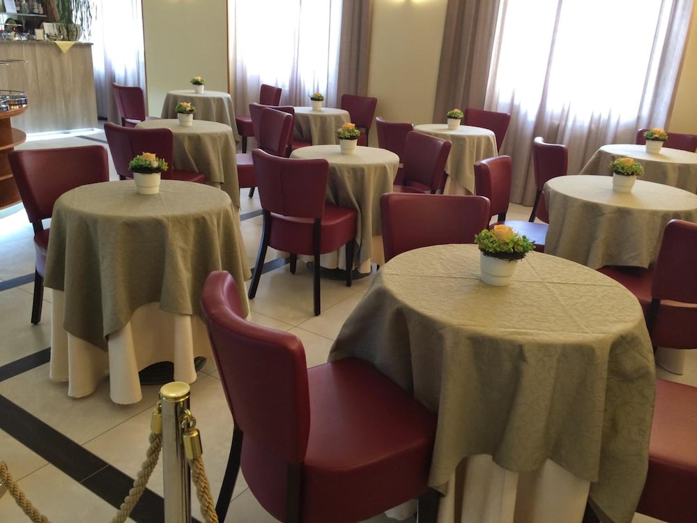 Hotel Arcobaleno 40/44