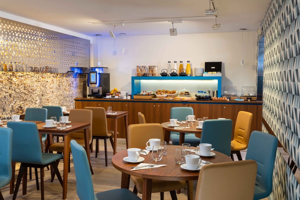 HOTEL SOPHIE GERMAIN 37/50