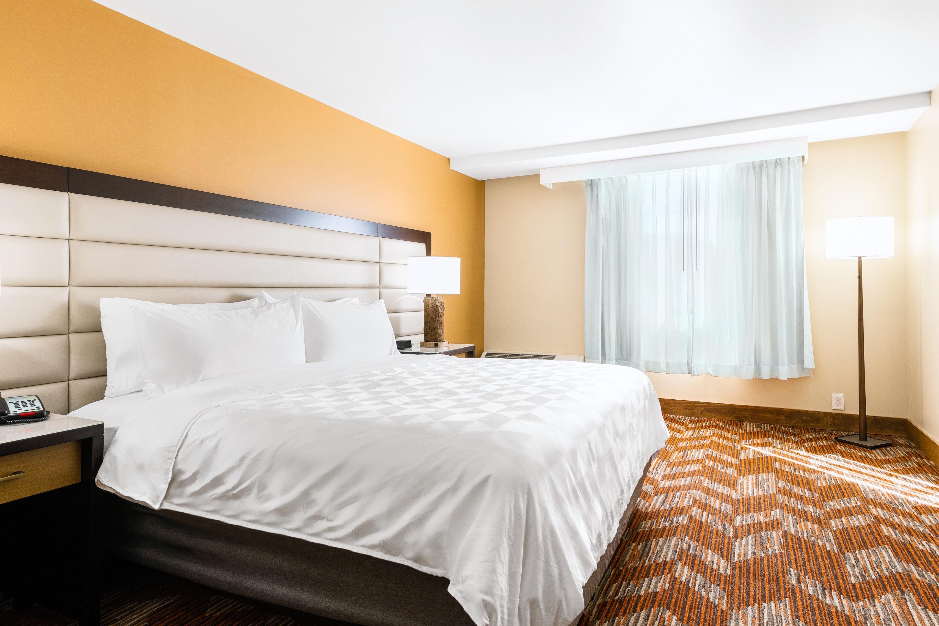 2 ROOMS, SUITE, KING BED