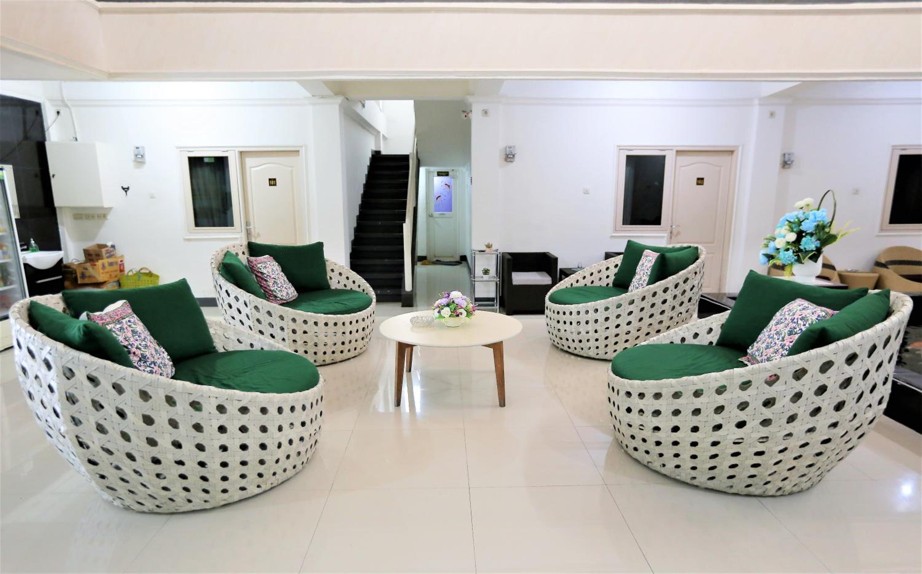 Gading Guest House 21/36