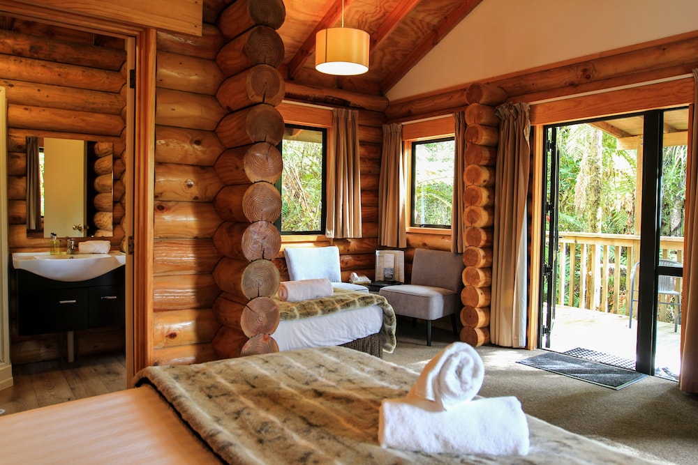 Rainforest Retreat 55/81