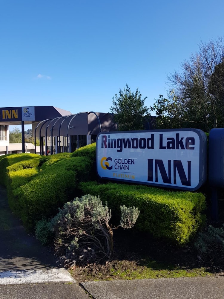Ringwood Lake Inn 53/61