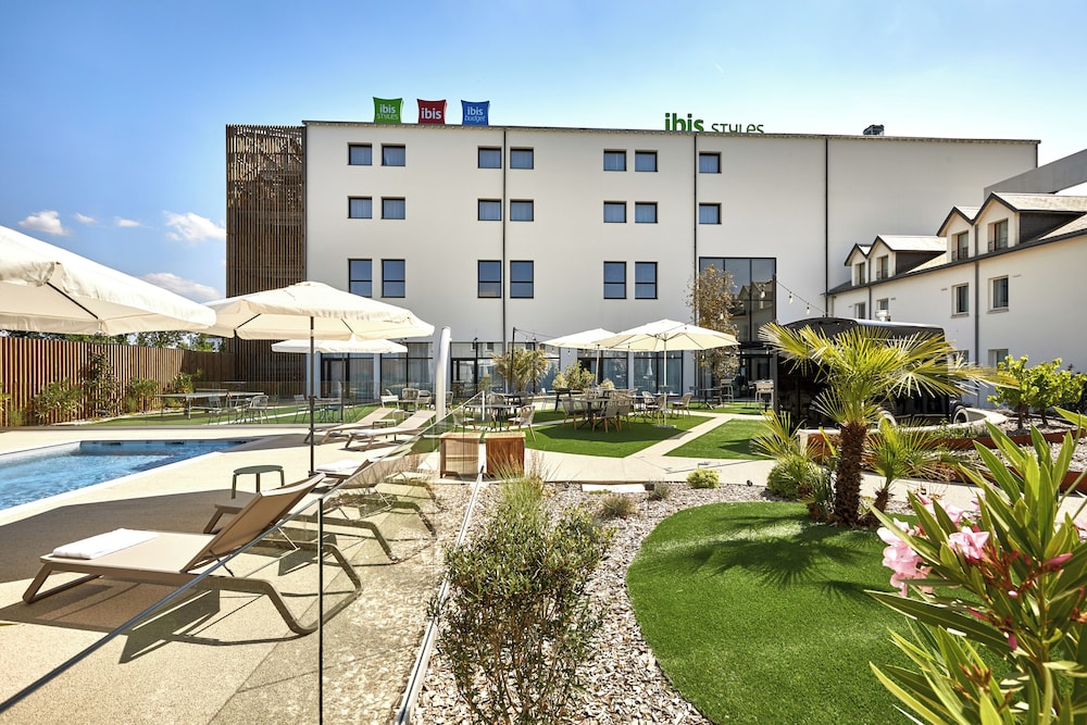 ibis La Roche sur Yon 67/73