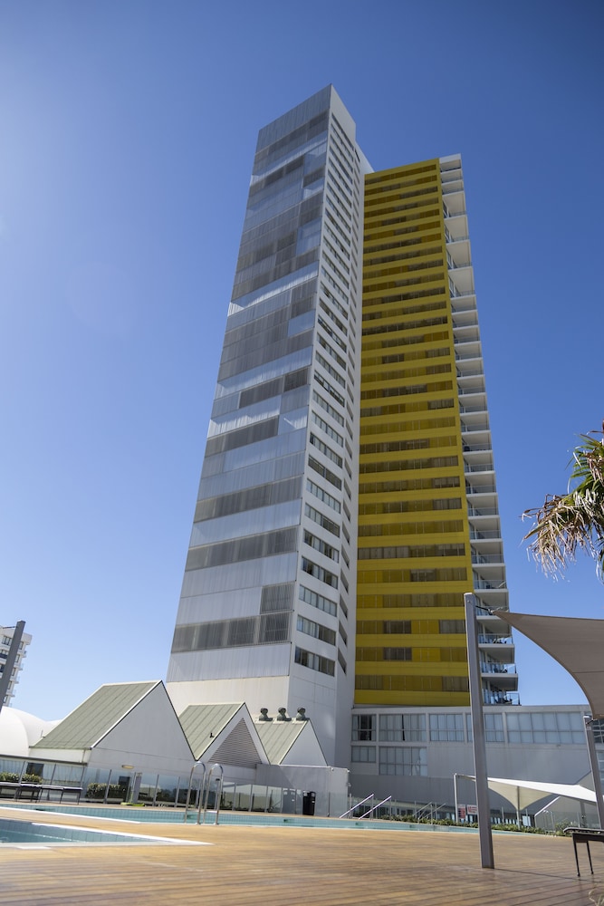 ULTIQA Air on Broadbeach 2/71