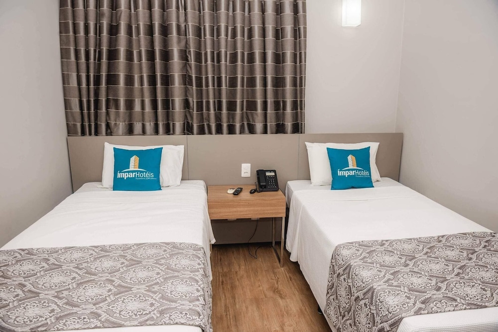 Impar Suites Expominas Hotel 14/49