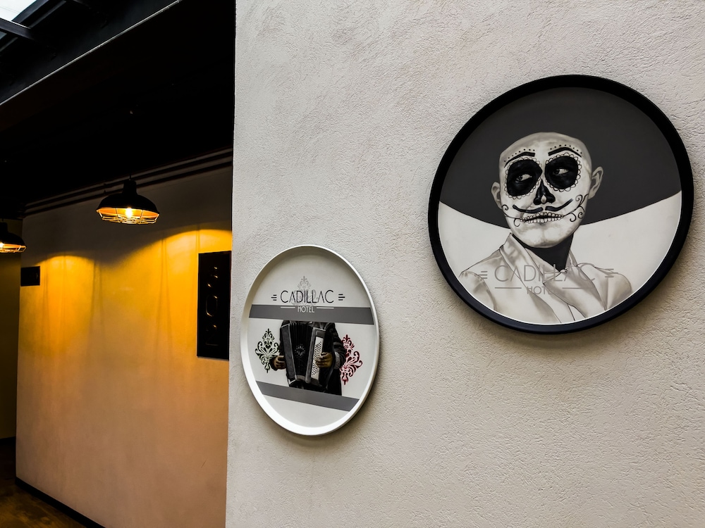 Cadillac Hotel Boutique 3/50