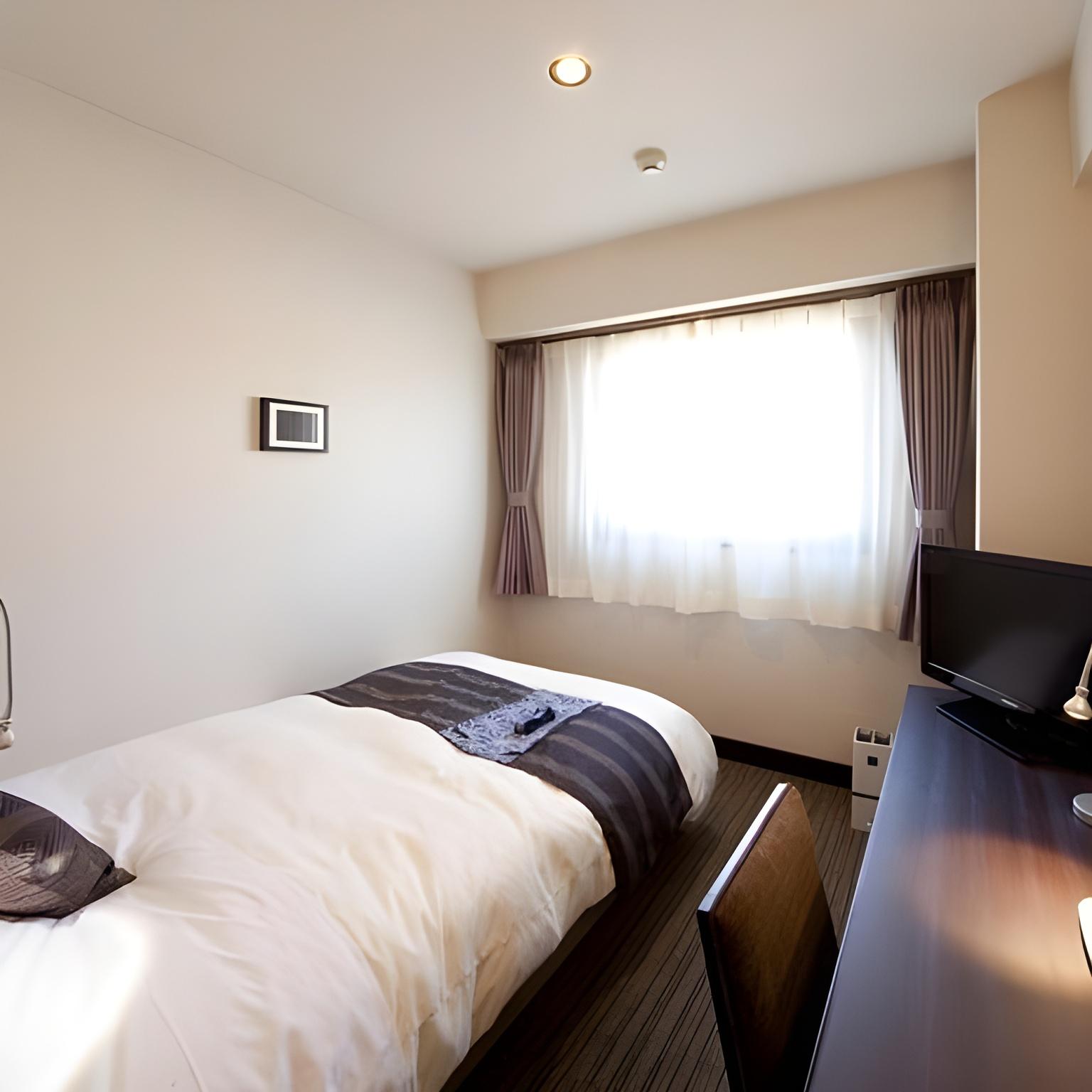 Semi Room, Standard, Semi Double Bed