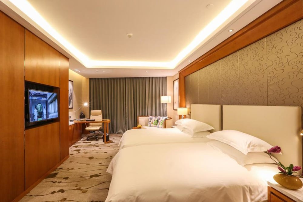 Yiwu Shangcheng Hotel 24/50