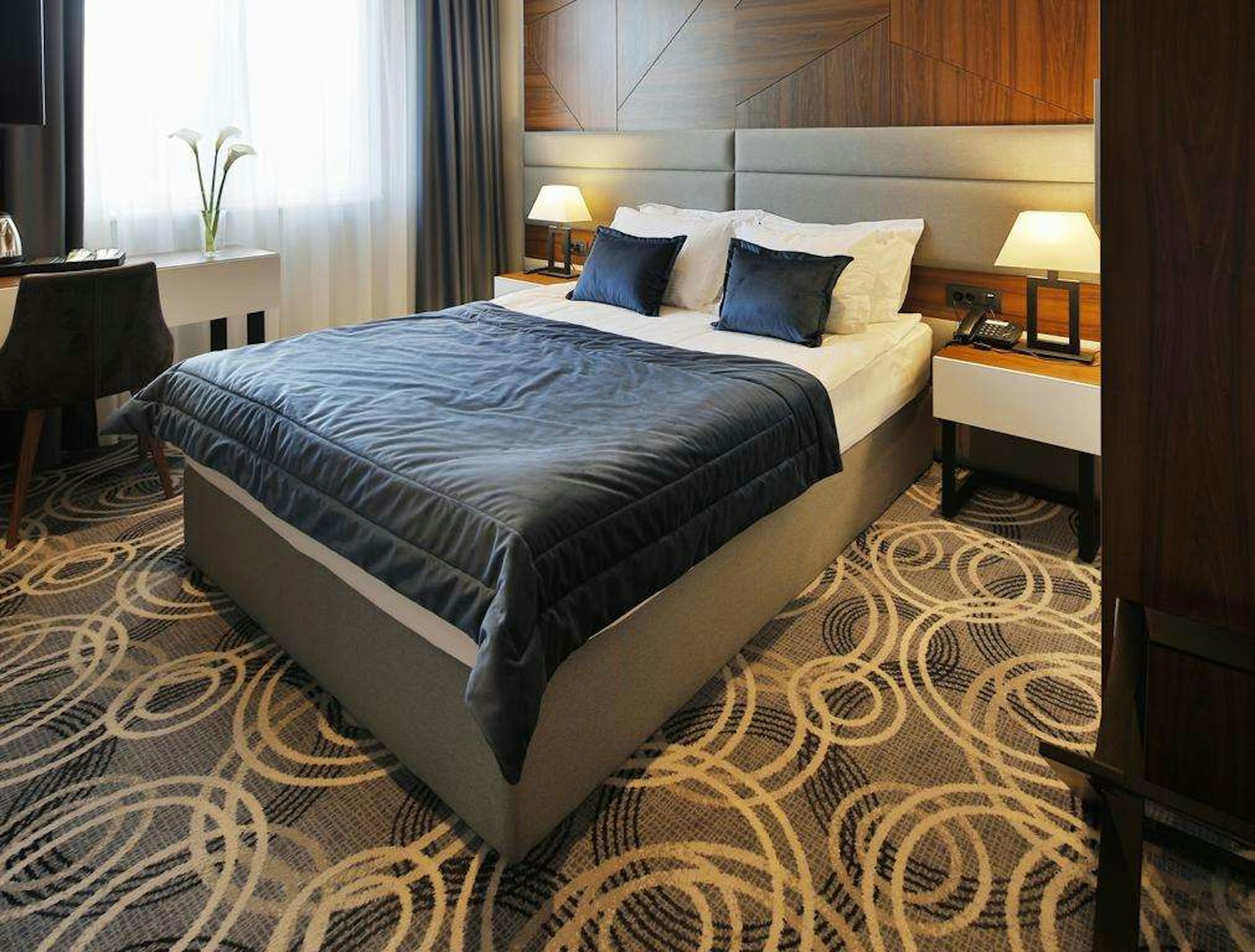 SKY HOTEL 14/49
