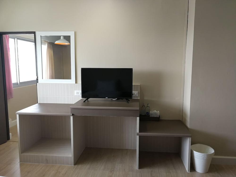 Srivichai Hotel 37/50