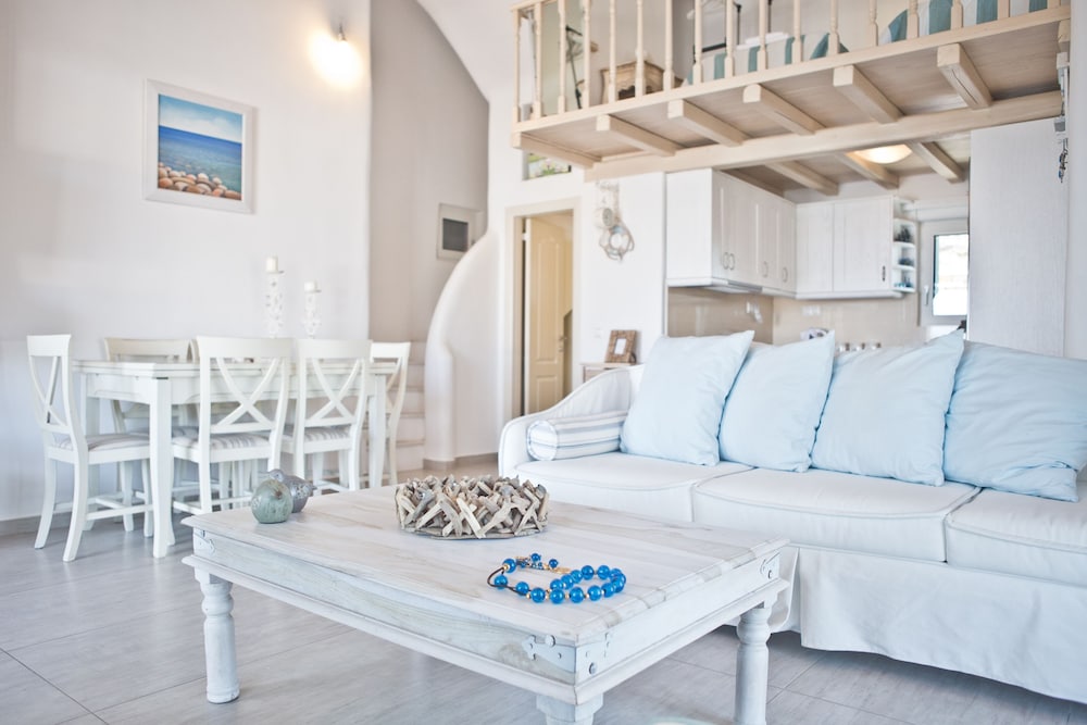 NIRIIDES LUXURY HOMES 22/50