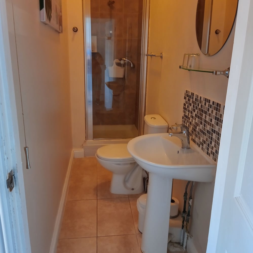 The Wilton Guest House 42/50