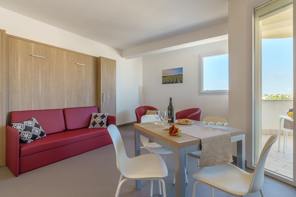 Travini Hotel Residence 27/50
