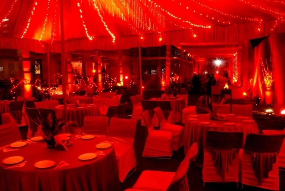 HOTEL SOFTEL PLAZA 50/50