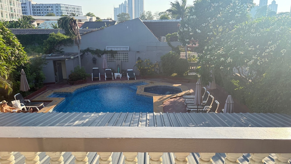 Collection O Southern Star Resort Pattaya 33/37