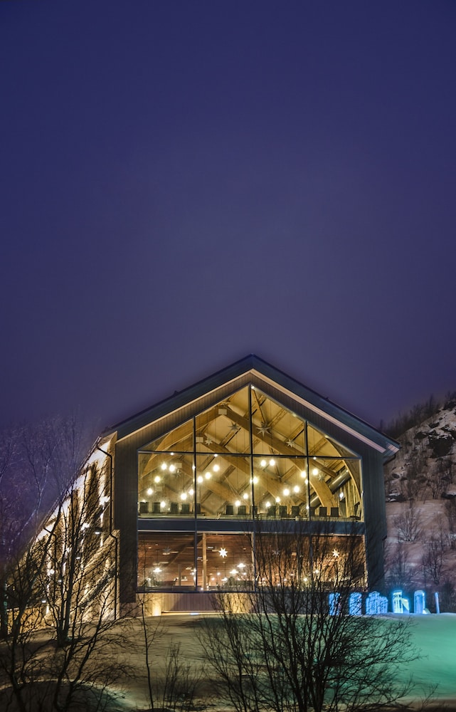Snowhotel Kirkenes 1/49