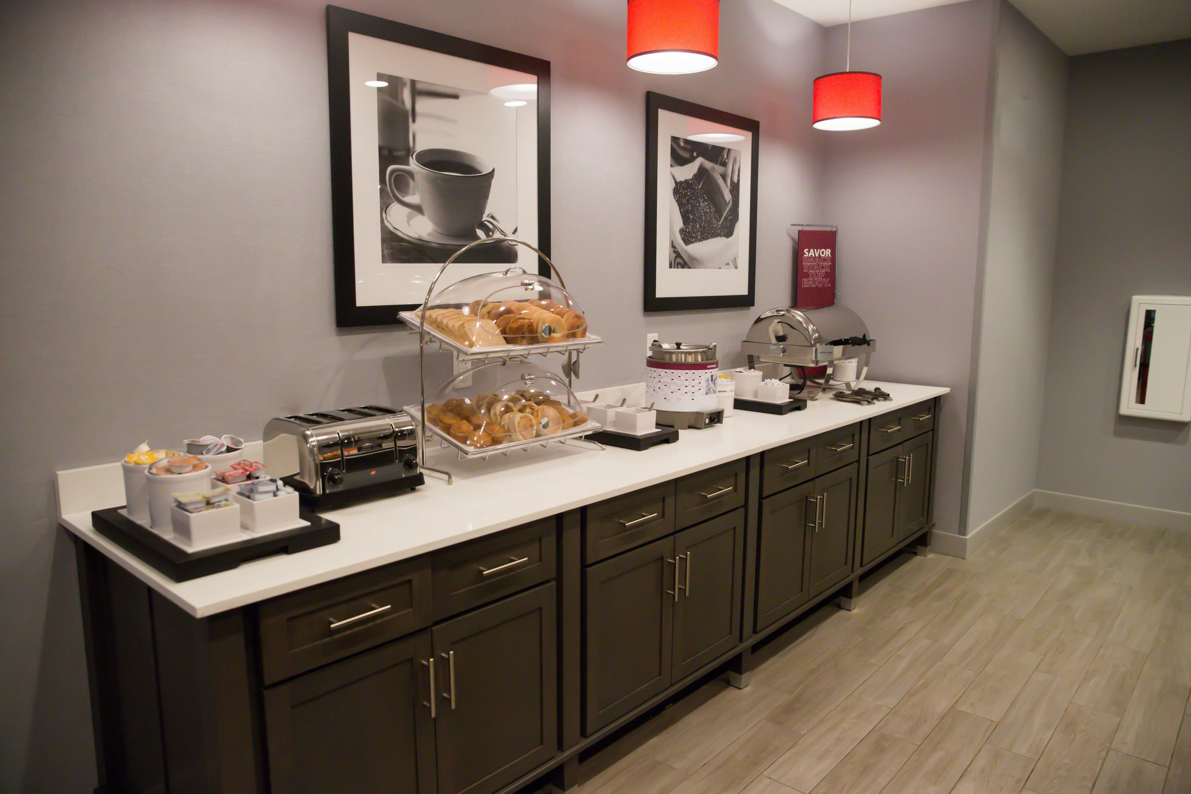 Hampton Inn Pontiac 14/18